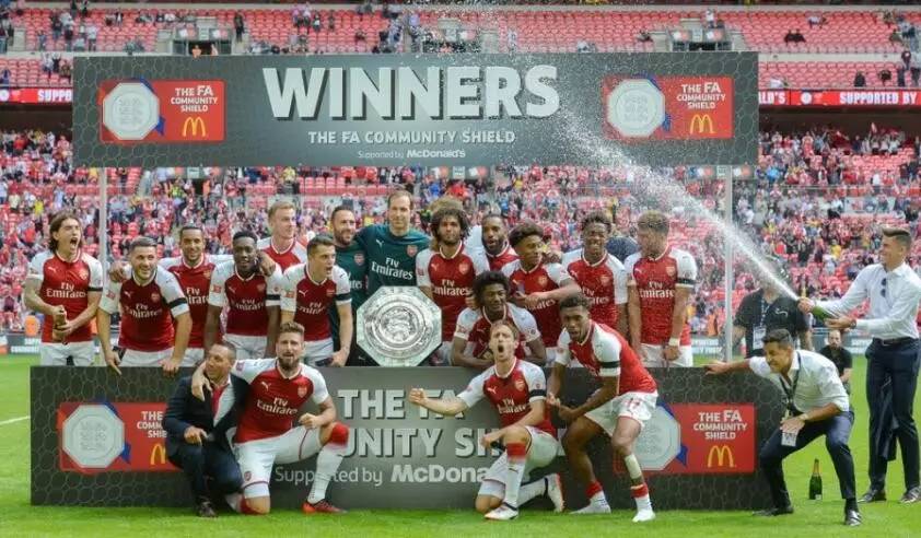  阿森纳终结九年无冠，社区盾夺冠开启新篇章