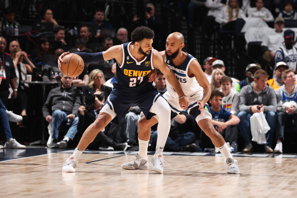  华子32分森林狼加时胜马刺  